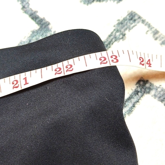 NWT all in motion active legging black. Shaping - Picture 6 of 6